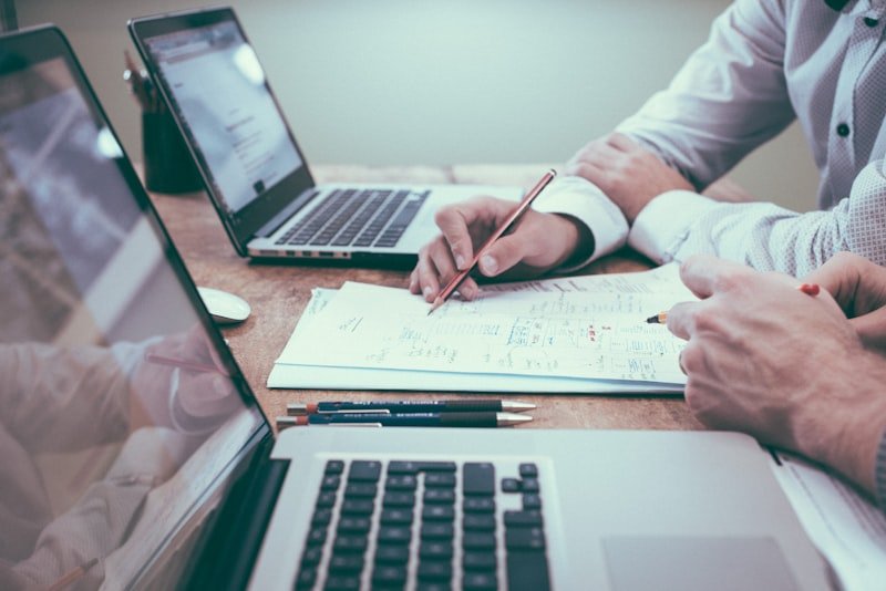 Supply chain strategic planning and trade advisory